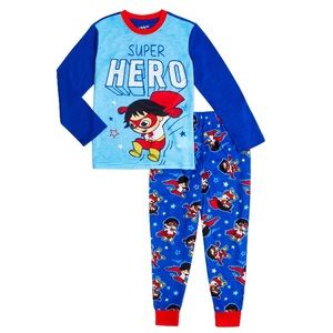 NWT Ryan’s World Boys 2 piece Pajama Set Size 4/5
